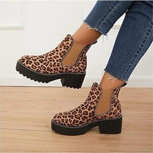 Tinstree Chelsea Stylish Leopard Print Ankle Booties
